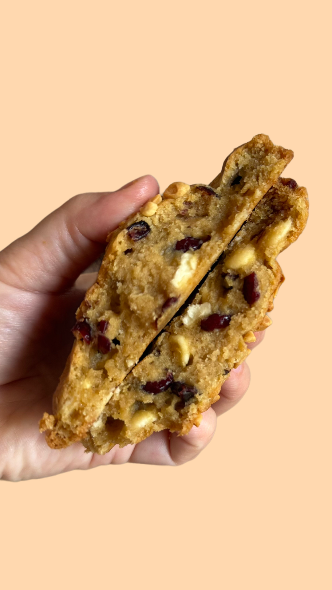 Cranberries white chocolate cookies box